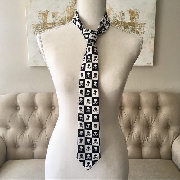 Other - Black and White Skull & Crossbones Checkered Tie